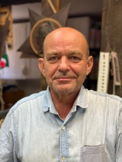 Photographie de Jean-Claude Larrivé, tapissier décorateur à Auxerre